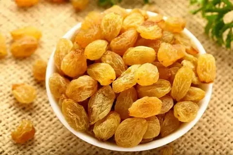 تصویر 2 از کشمش طلایی ممتاز عالی و خوشمزه